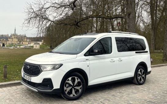 Ford Tourneo Connect Hybrid